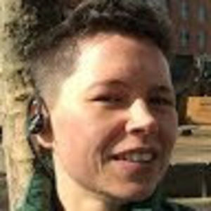 Meet your Posher, Levi